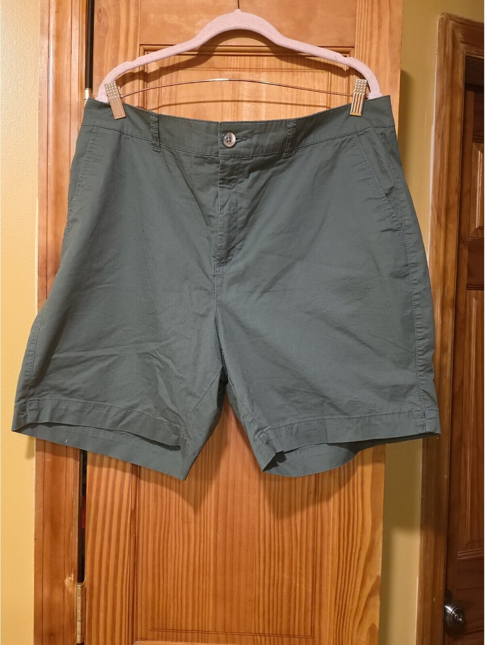 Old Navy Everyday Short High Rise Womens Plus Size 16 Olive Green